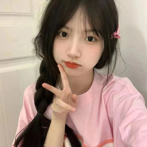 小光头山口诚吃雪糕
